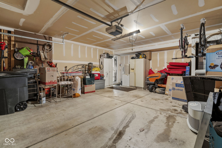 Listing Image 49