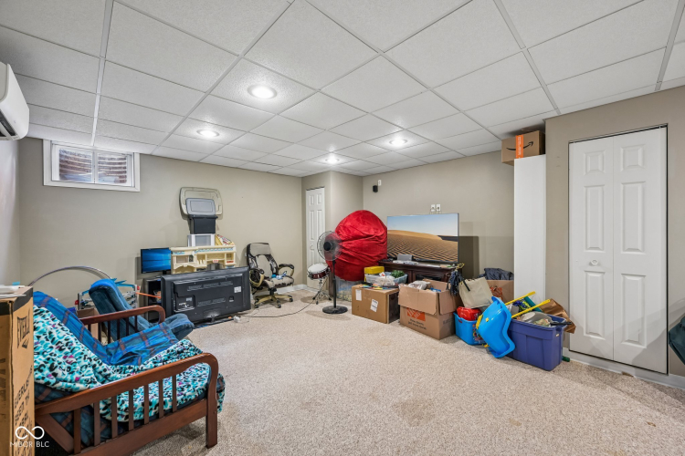 Listing Image 36