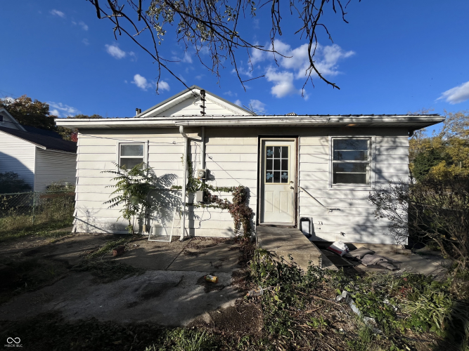 Listing Image 17