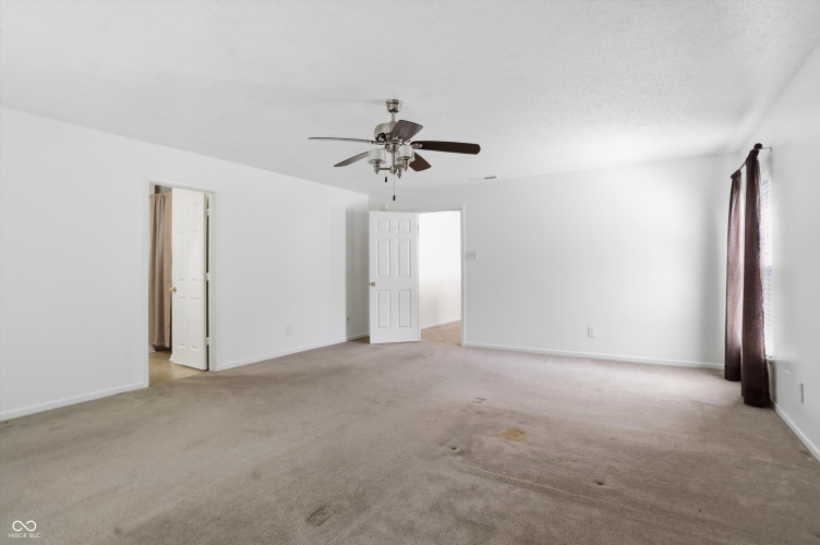 Listing Image 47