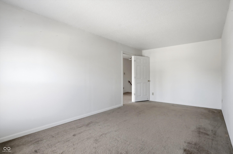 Listing Image 53