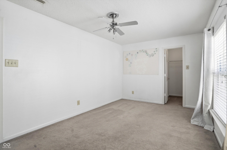 Listing Image 56