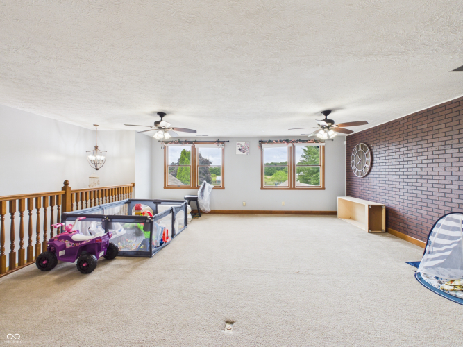Listing Image 41