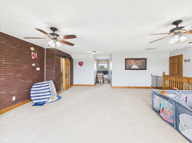 Listing Image 43