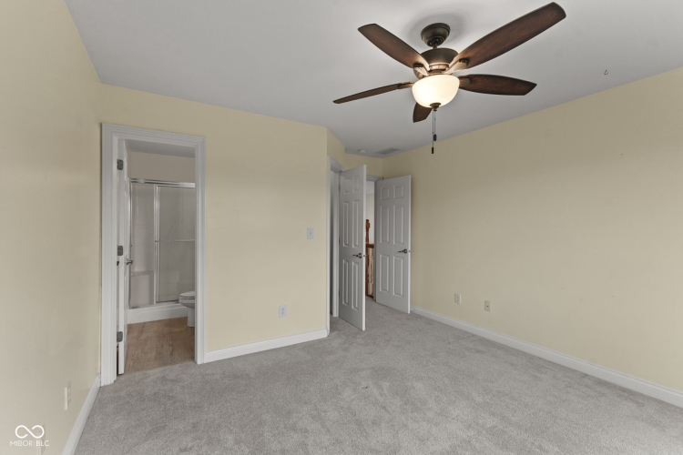 Listing Image 58