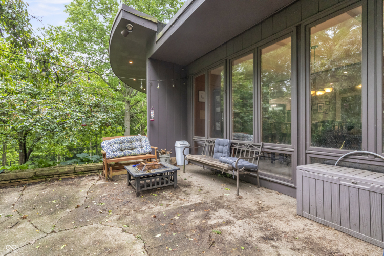 Listing Image 50