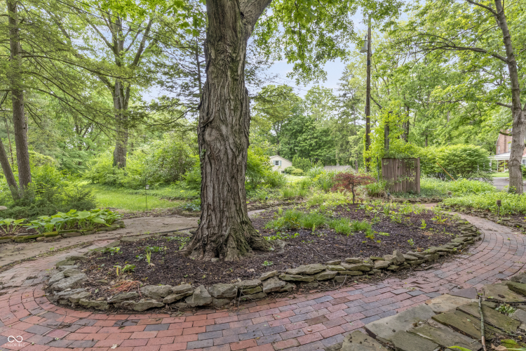Listing Image 55