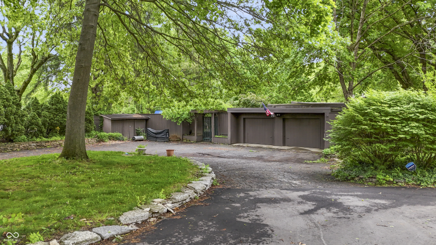 Listing Image 61