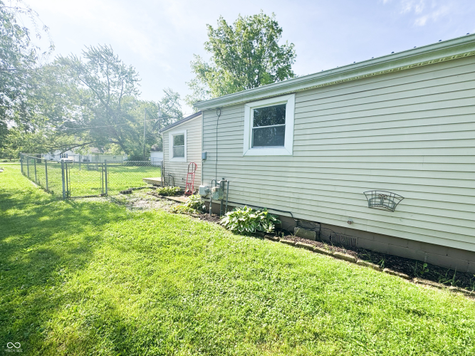Listing Image 32