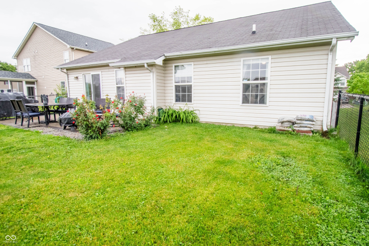 Listing Image 40