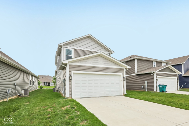 Listing Image 32