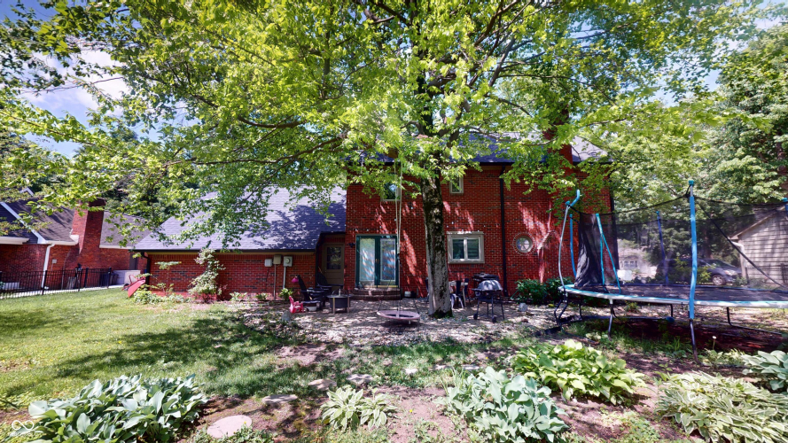 Listing Image 27
