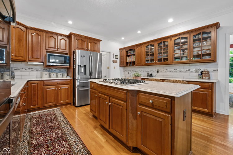 Listing Image 2