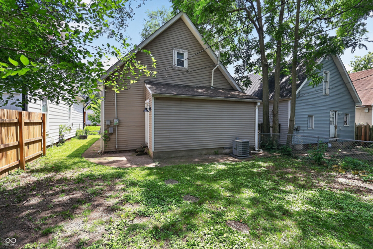 Listing Image 15