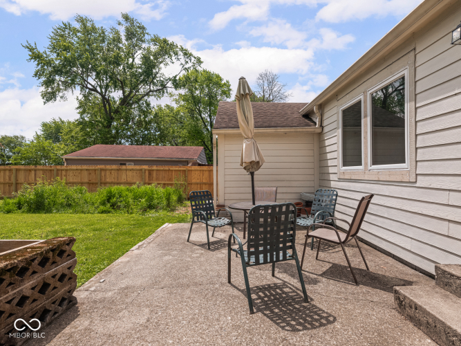 Listing Image 48