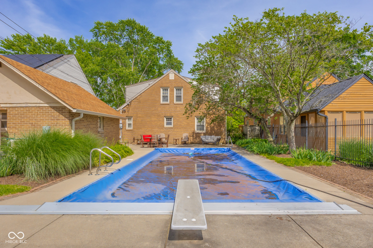 Listing Image 50