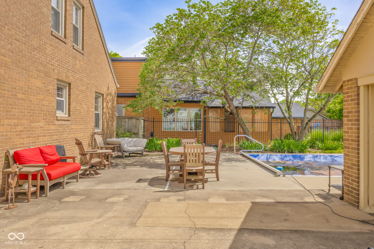 Listing Image 55