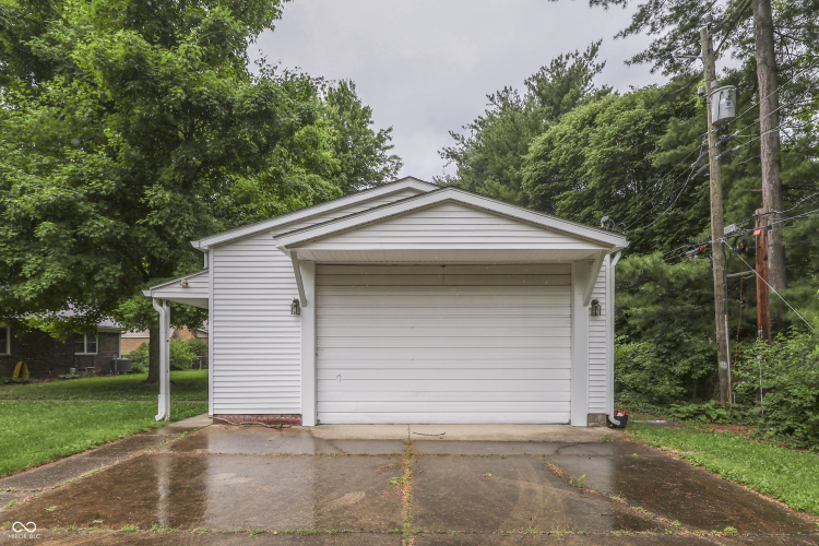 Listing Image 45