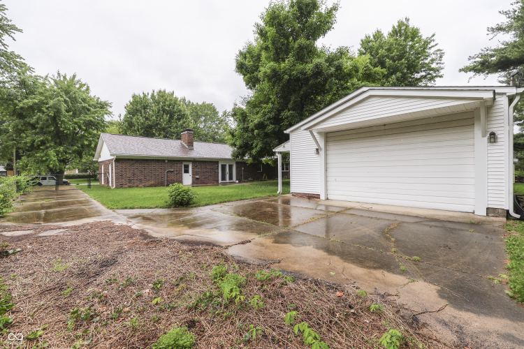Listing Image 46