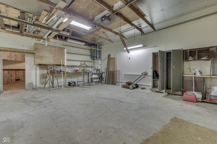 Listing Image 47