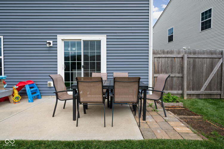 Listing Image 37
