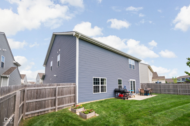 Listing Image 45
