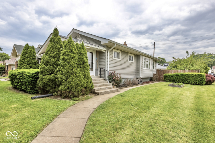 Listing Image 2