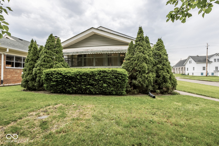 Listing Image 35