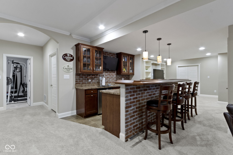 Listing Image 58
