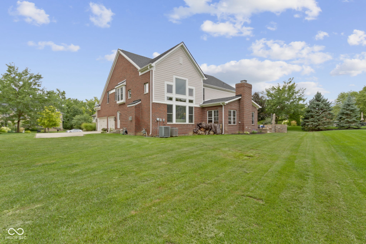 Listing Image 73