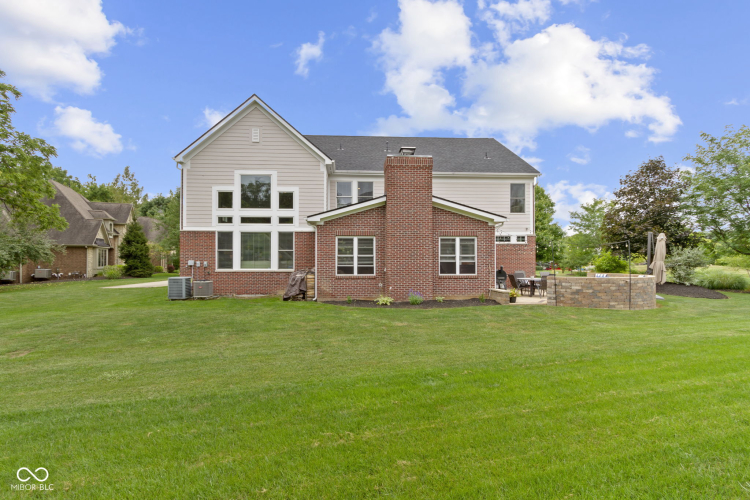 Listing Image 74