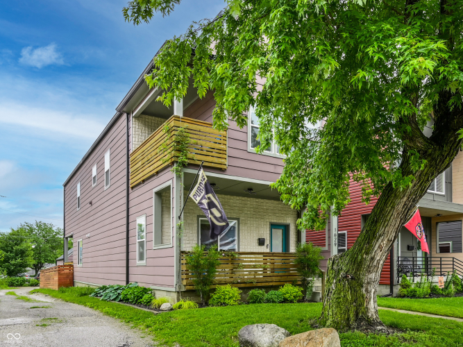 Listing Image 3
