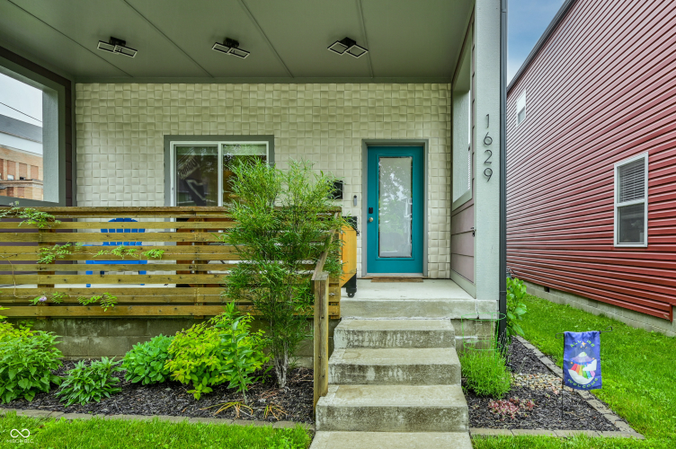 Listing Image 5