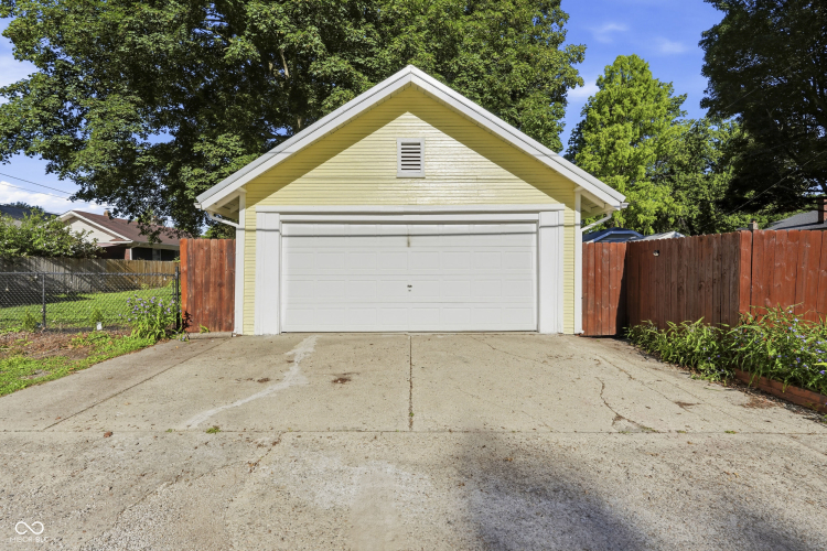 Listing Image 36
