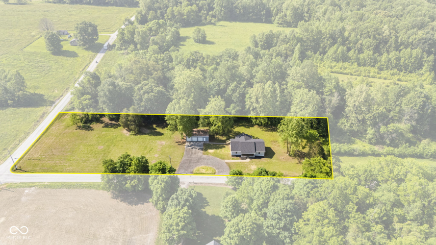 Listing Image 6