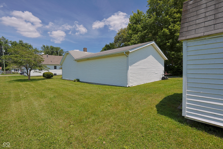 Listing Image 33