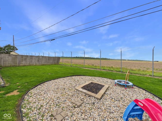 Listing Image 28