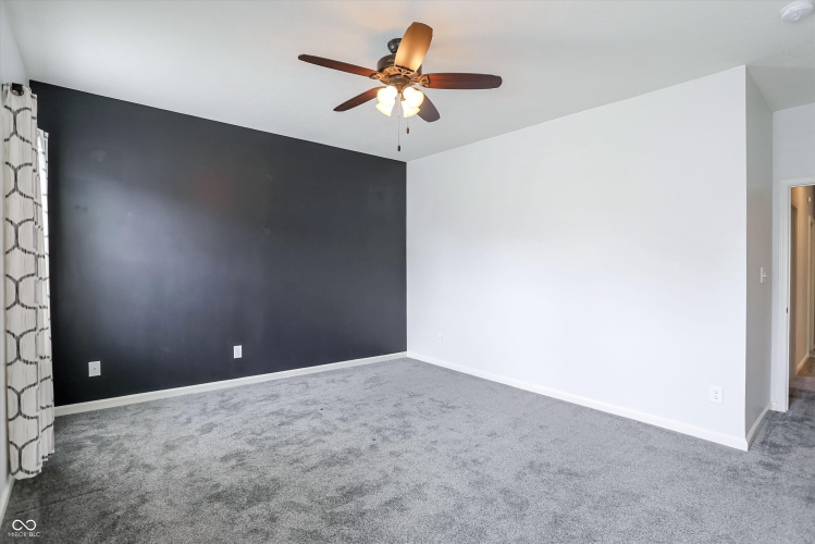 Listing Image 27