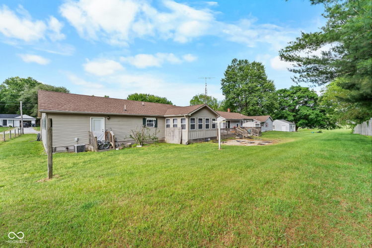 Listing Image 28