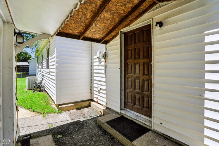 Listing Image 25