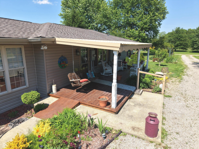 Listing Image 6