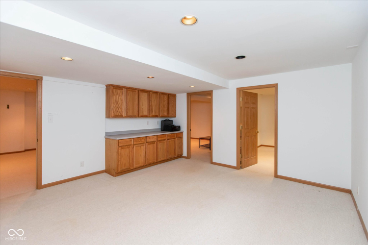 Listing Image 29