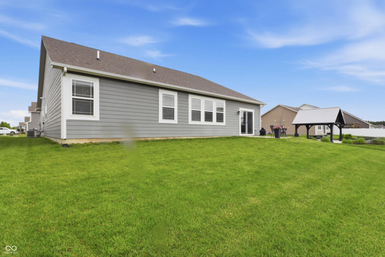 Listing Image 56