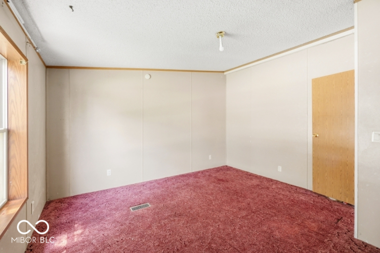 Listing Image 24
