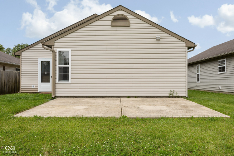 Listing Image 30