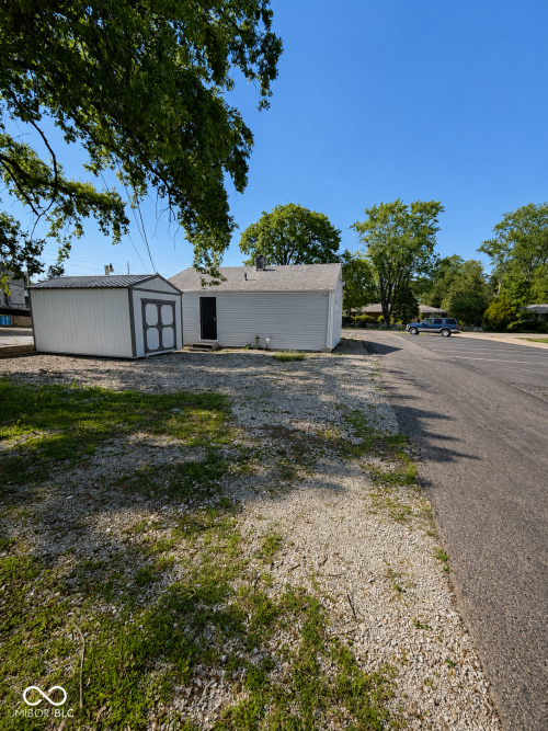 Listing Image 2
