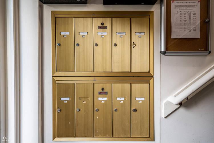 Listing Image 10