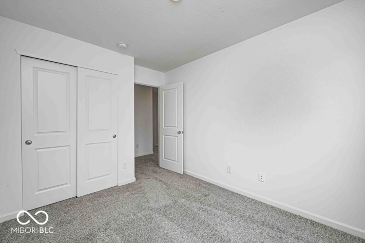 Listing Image 28