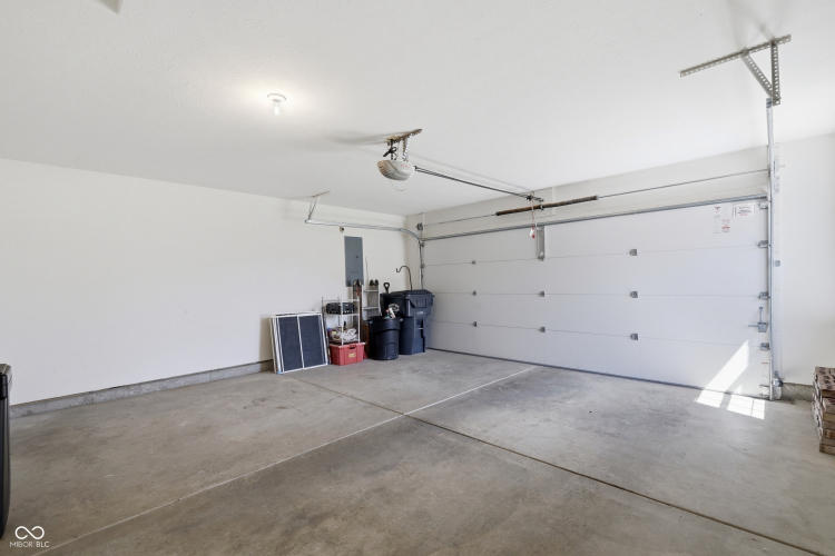 Listing Image 33
