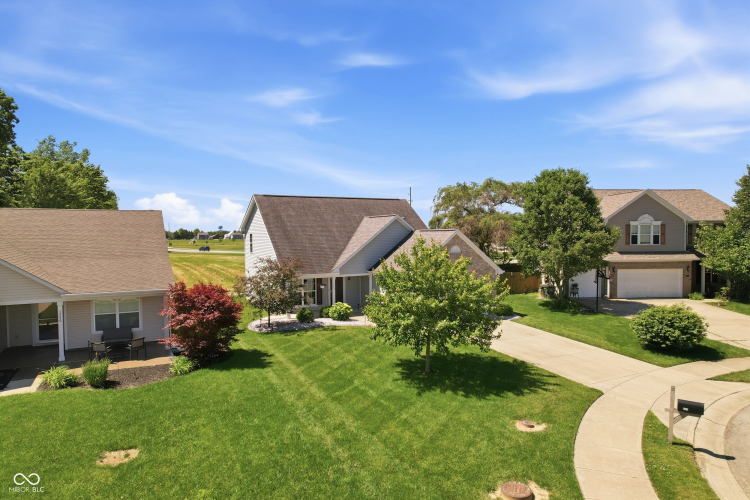 Listing Image 41